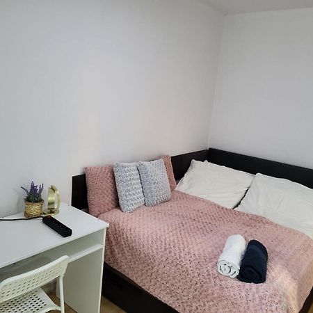 Comfy Guest Apartment Warschau Exterior foto